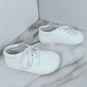 Tip Top White Infant Baby Walker Shoes, Sz 6